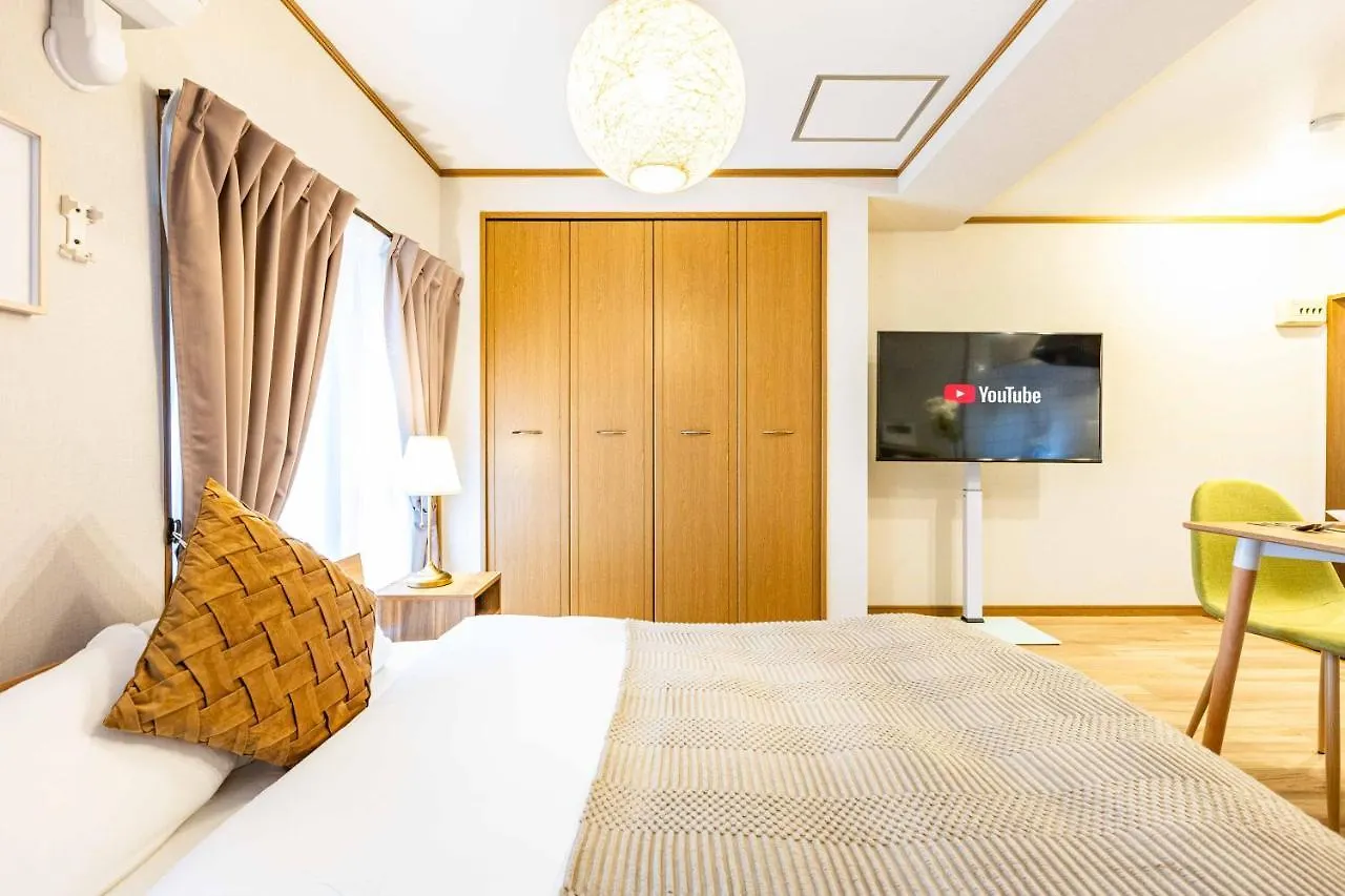 Ferienwohnung アリタハイツ難波410 Ōsaka