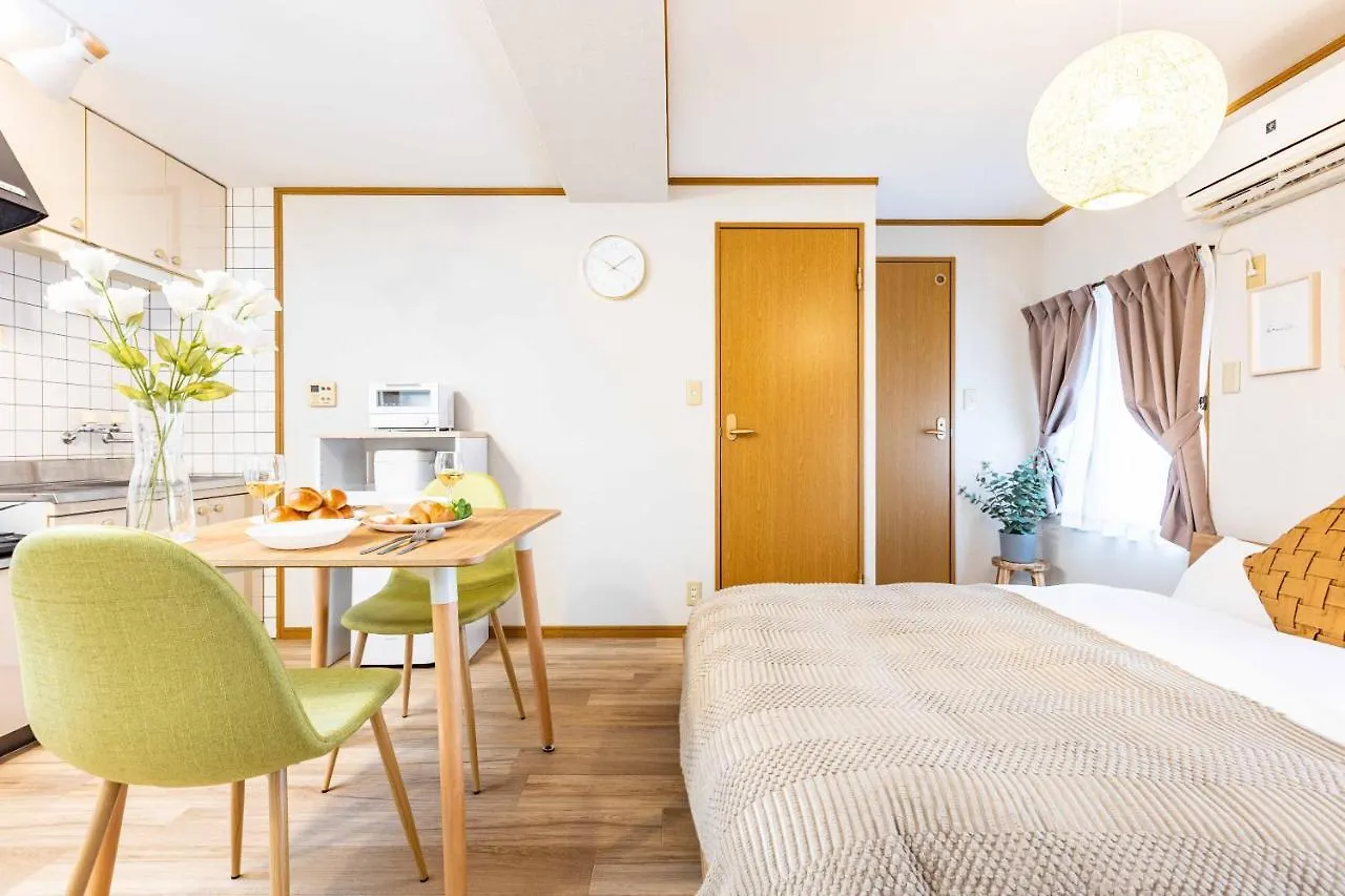 Ferienwohnung アリタハイツ難波410 Ōsaka